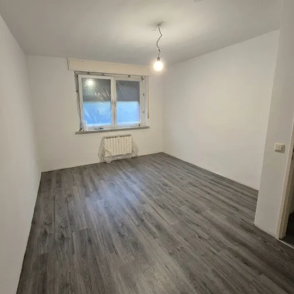 Nachmieter gesucht zum 01.12. / 2-Zimmer-Wohnung in Britz — photo 1